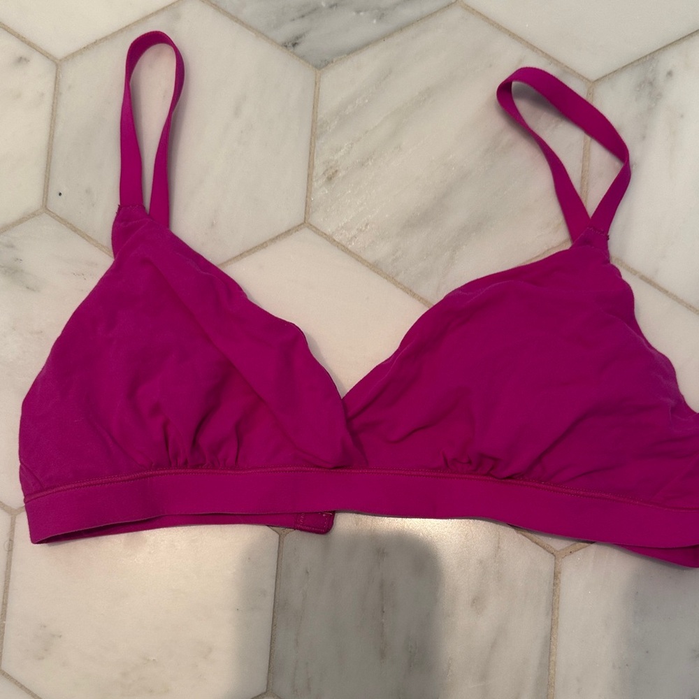 SKIMS Fuchsia Bralette